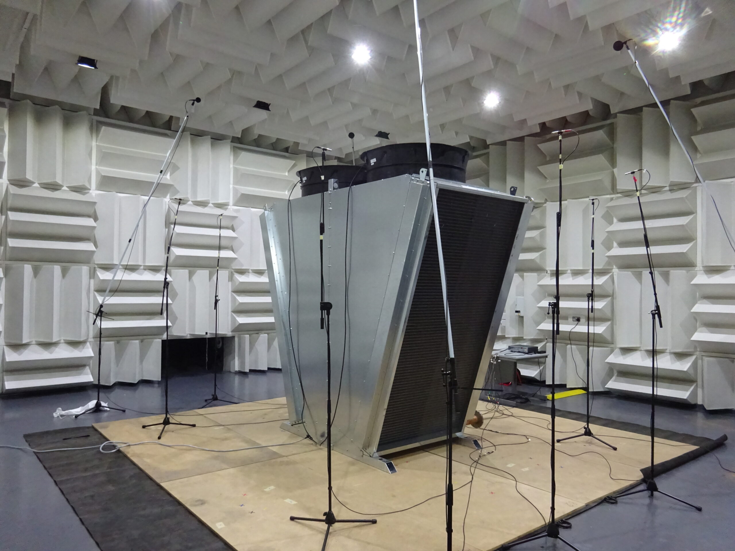 Acoustic test facility